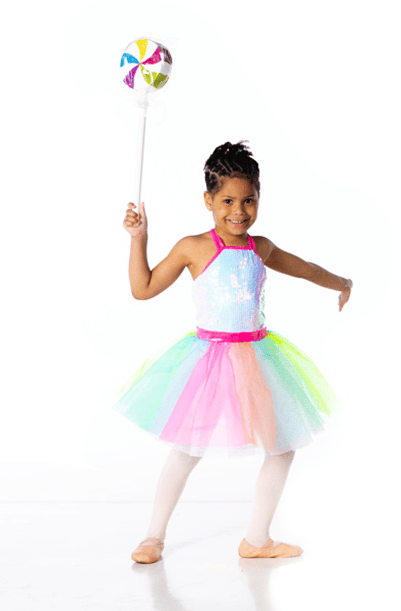 kid-costumee-with-lollipop