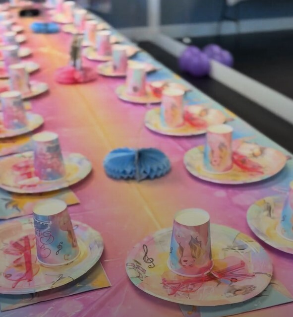 bday-party-image-table-decoration (1)